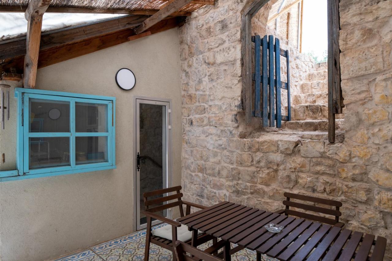 Vila הבית בסמטת תל אביב Roš Pina Exteriér fotografie